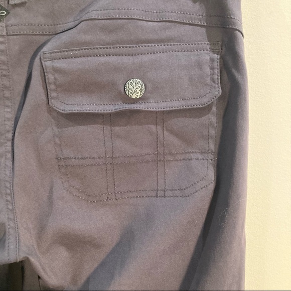 PRANA Sz 4 Hiking Convertible Pants  with Some Stretch Lots of Pockets - Picture 9 of 11